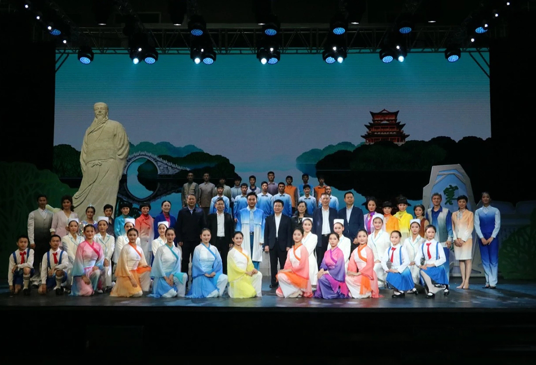 黃岡藝術(shù)學(xué)校